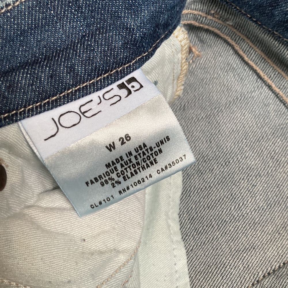 Joe’s Jeans Distressed Jeans Boot Cut - Picture 5 of 8